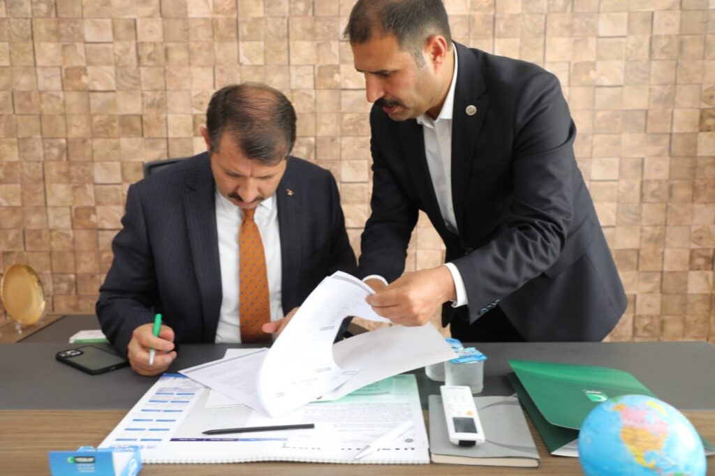 Şanlıurfa Valisi Salih Ayhan Yeşilay’a üye oldu 