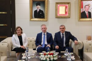 Vali Gül ve Başkan Şahin’den Beyazgül’e ziyaret