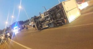 Urfa’da araçlar çarpıştı! Yaralılar yan yana kaldırıma serildi…