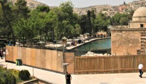 Balıklıgöl’deki restorasyon bir türlü bitirilemedi