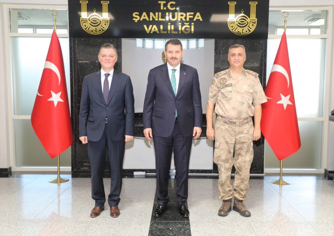 Selçuk Doğuş ve Metin Düz’den Vali Salih Ayhan’a veda ziyareti