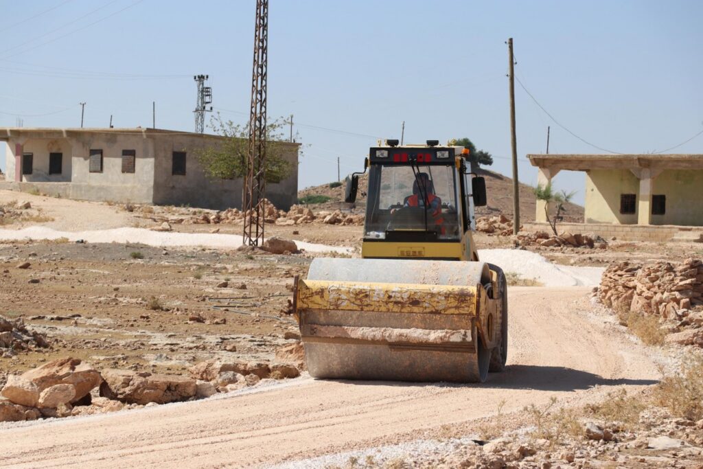 Haliliye kırsalındaki yollar onarılıyor