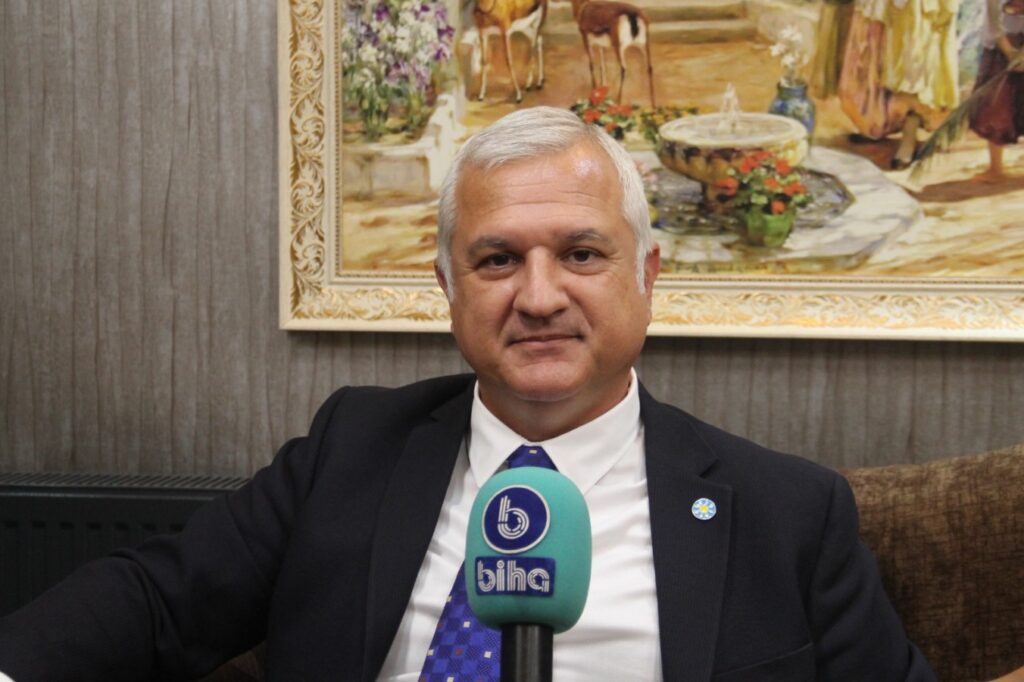 İYİ Parti STK İlişkileri Başkan Yardımcısı Cem Karakeçili Urfa’nın sorunlarını yerinde tespit ediyor