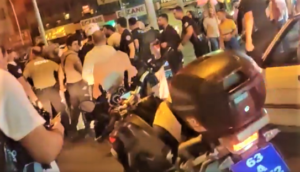 Urfa’da düğün konvoyunun önü kesilince kavga çıktı!