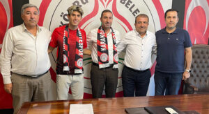 Karbel Karaköprü genç futbolcuyla anlaşmaya vardı