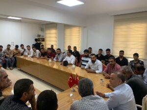 Urfa’da davulcular dertlerini AK Parti’ye anlattı