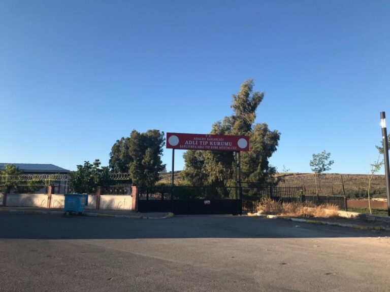 Urfa’da 2 genç yaşamlarına son verdi!