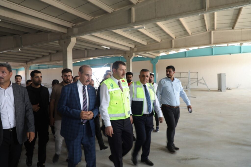 Vali Salih Ayhan Akçakale’de 24 derslikli okulun temel atma törenine katıldı