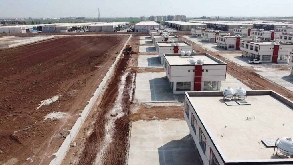 Viranşehir’de oto galericiler sitesinde sona geliniyor