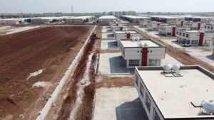 Viranşehir’de oto galericiler sitesinde sona geliniyor