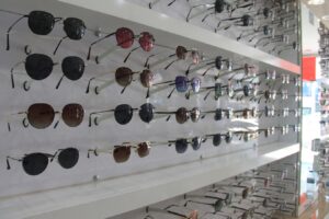 Zamlar gözlükçüleri de vurdu!