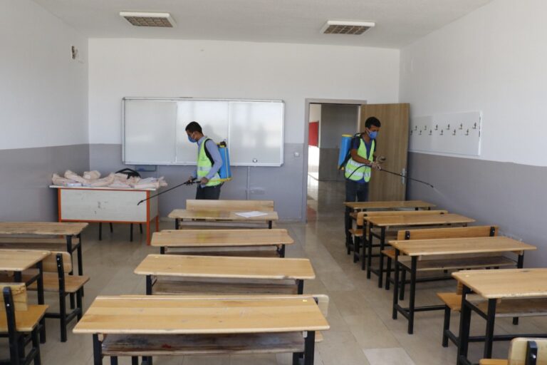 Akçakale’de okullarda hijyen seferberliği