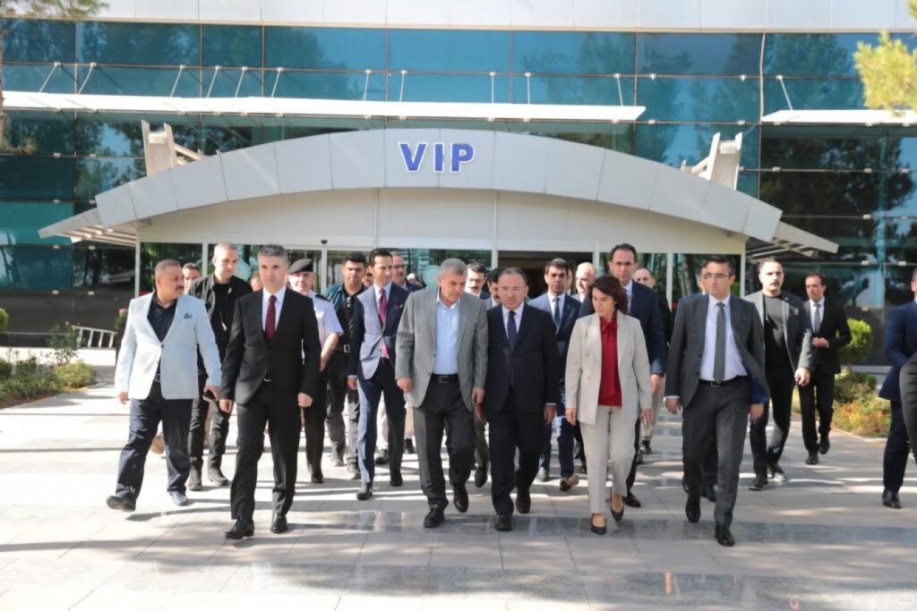 Adalet Bakanı Bekir Bozdağ Şanlıurfa’da