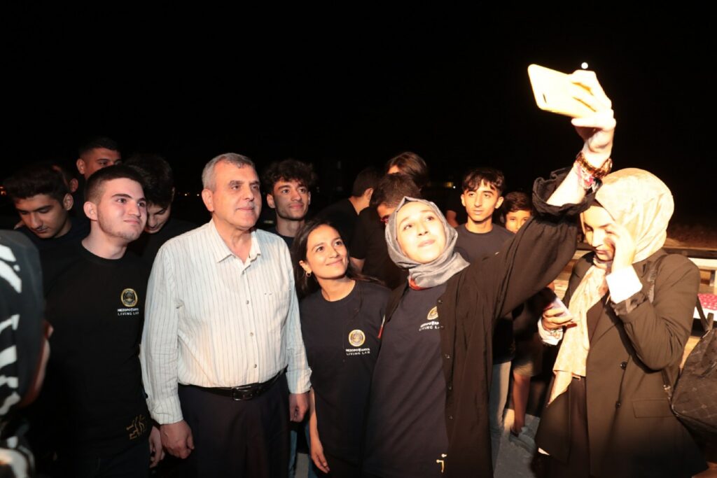 Başkan Beyazgül gençlerin sorularını yanıtladı