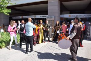 Ankara’da Şanlıurfa rüzgarı