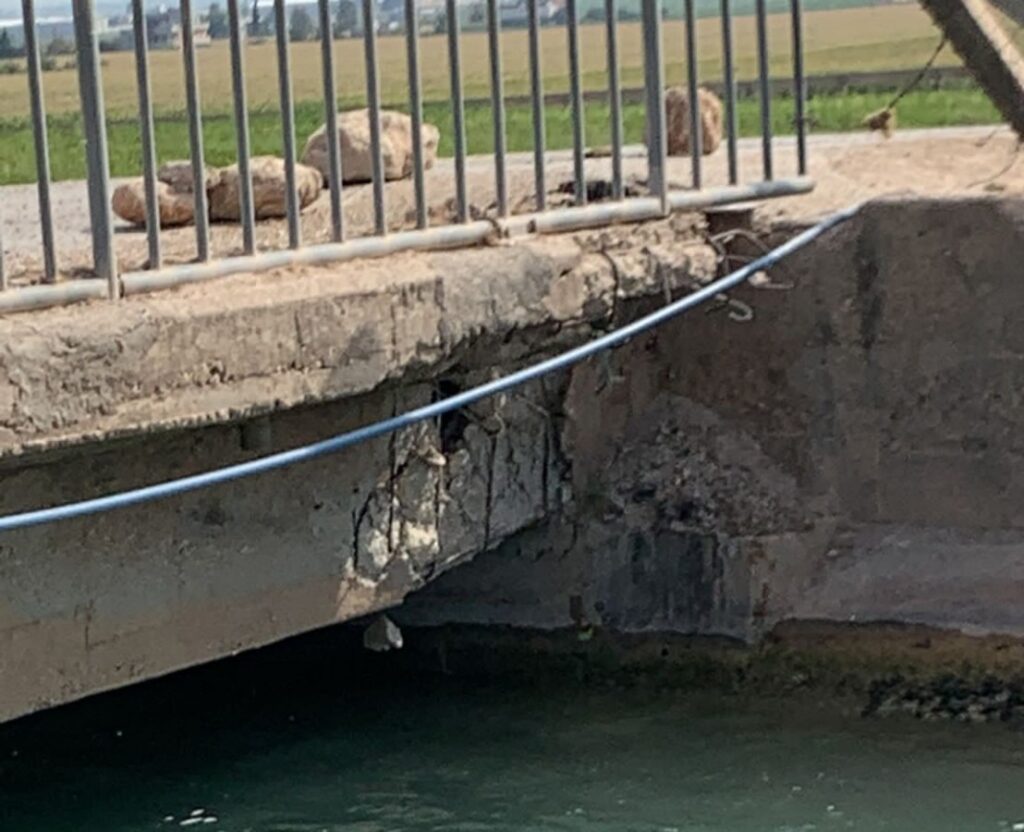 CHP Urfa vekili tehlikeye dikkat çekti: Köprü yıkılmak üzere!