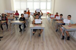 Karaköprü’de çocuklara katılım sertifikaları verildi