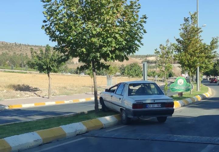 Urfa’da tek taraflı kazada 1’i çocuk 2 kişi yaralandı