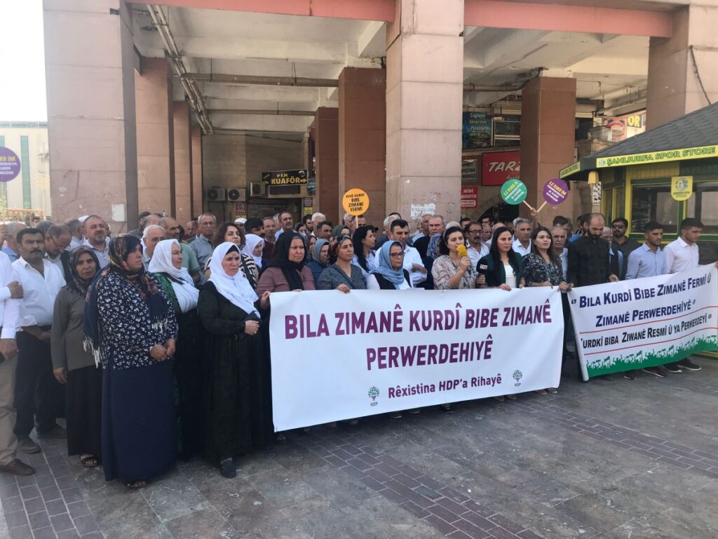 Kürtçe resmi ve eğitim dili olsun talebi