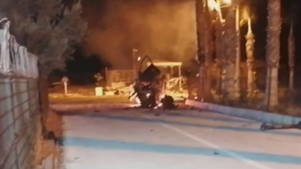 Mersin’de polisevine saldırı! Yaralı polisler var