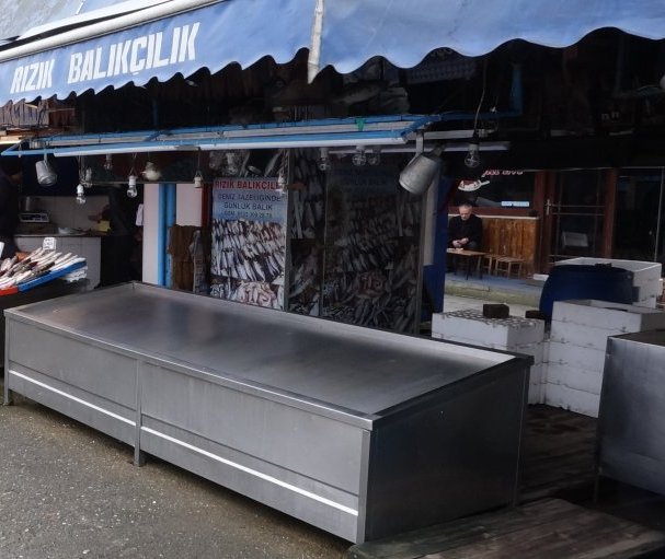 Şanlıurfa’da balık tezgahları boş kaldı