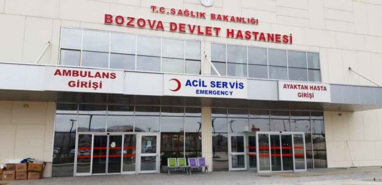 Bozova’da sabah saatlerinde kaza: 3 yaralı