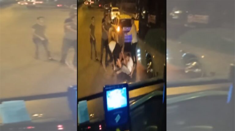 Şanlıurfa’da yol verme meselesinden birbirlerine tekme tokat saldırdılar