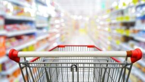 Vatandaş indirimli ürün için market market geziyor