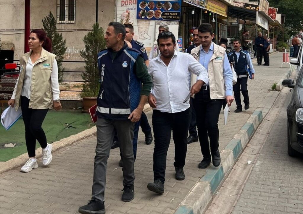 Halfeti’de 100 kilogram bozuk et imha edildi