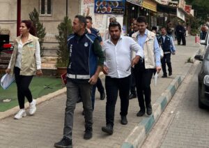 Halfeti’de 100 kilogram bozuk et imha edildi