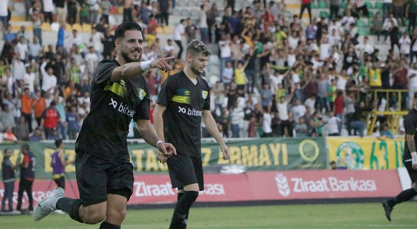 Şanlıurfaspor ilk devreyi önde tamamladı