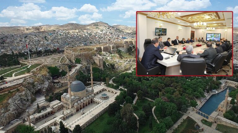 Urfa Valiliği’nde Balıklıgöl’deki sorunlar masaya yatırıldı