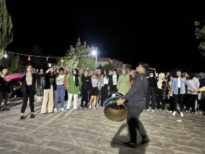 Urfa’da kız öğrenciler moral depoladı