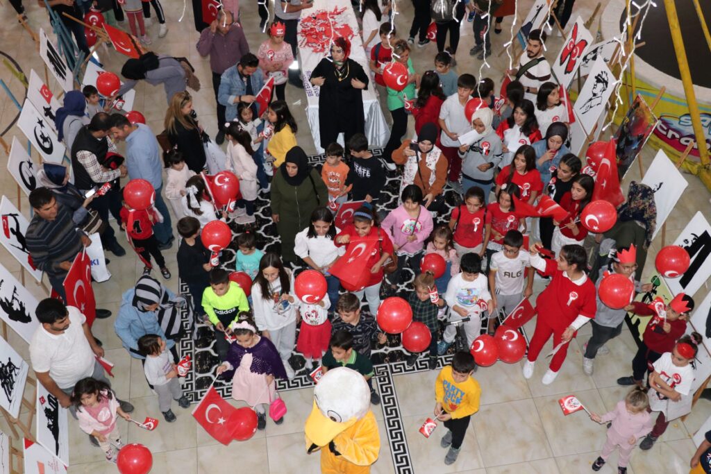 <strong>Şanlıurfa’da çocuklar cumhuriyet bayramı coşkusunu yaşadı</strong>