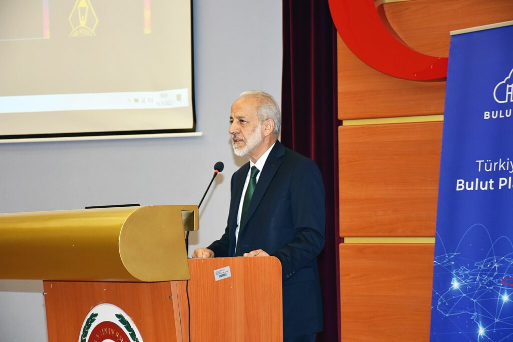 <strong>Harran Üniversitesi’nde Bilişim Günlerine Ev Sahipliği Yaptı</strong>