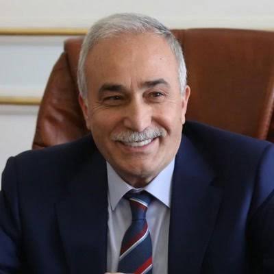 Fakıbaba Akparti ve milletvekiliğinden istifa etti