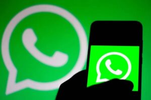 WhatsApp kendine mesaj özelliği üzerinde çalışıyor
