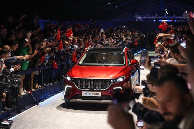 Bakan Nebati kamu bankalarının TOGG için kredi vereceğini açıkladı