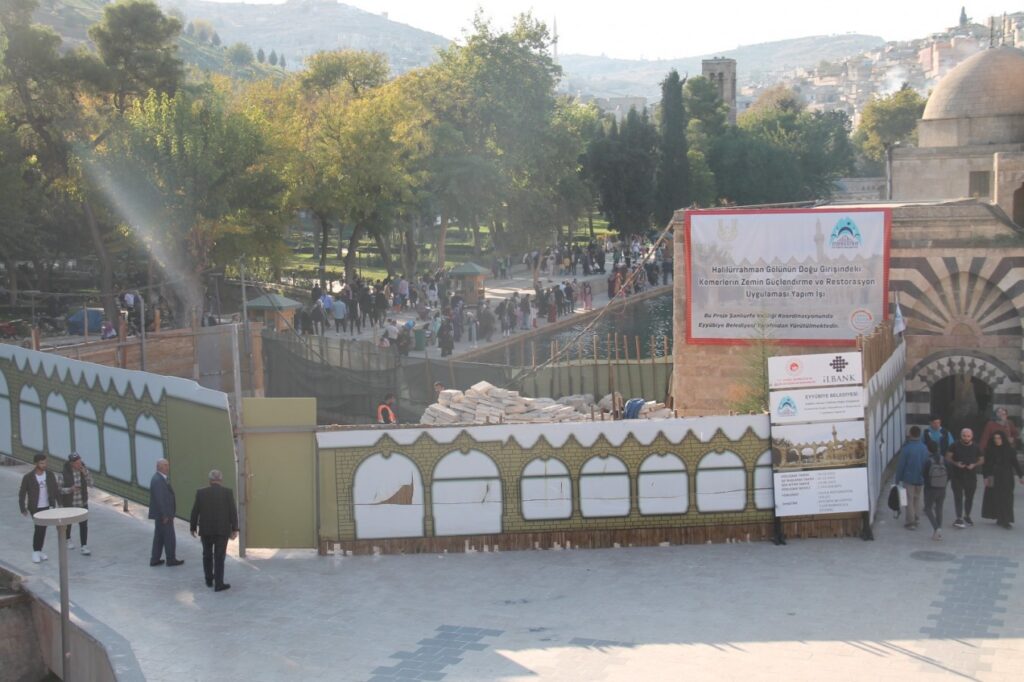 Balıklıgöl’deki revaklar için bu kez Eyyübiye Belediyesi devreye girdi