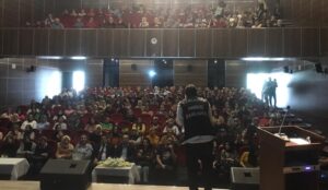 Birecik’te kadınlara “en iyi narkotik polisi anne eğitimi” verildi