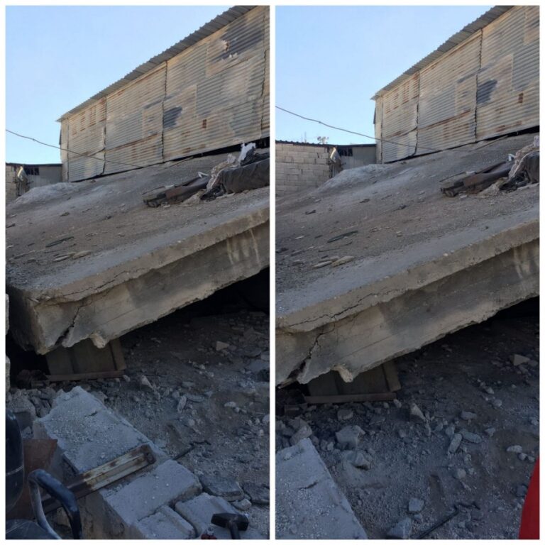 Haliliye’de 3 katlı iş yeri çöktü