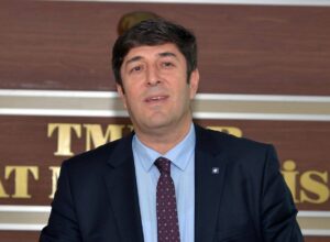 Prof. Dr. Öztürkmen rektörlüğe aday mı?