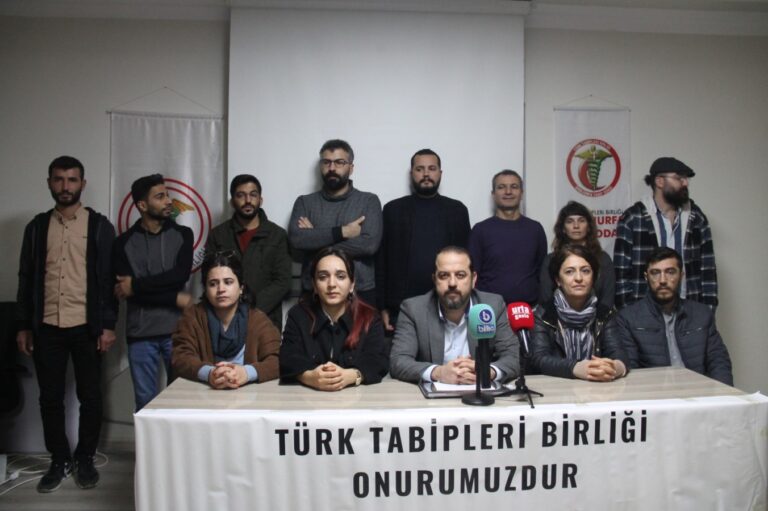 Şanlıurfa Tabip Odası genel başkanları için her salı günü nöbet tutacak!