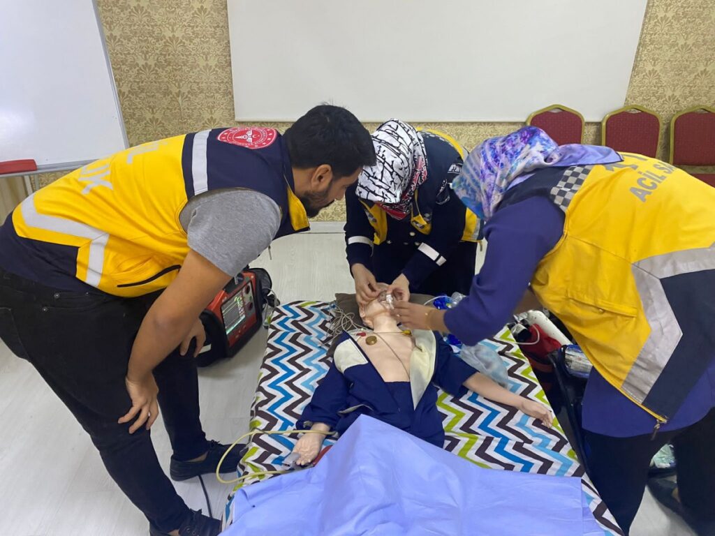 Şanlıurfa’da sağlık çalışanlarına ÇİLYAD eğitimi