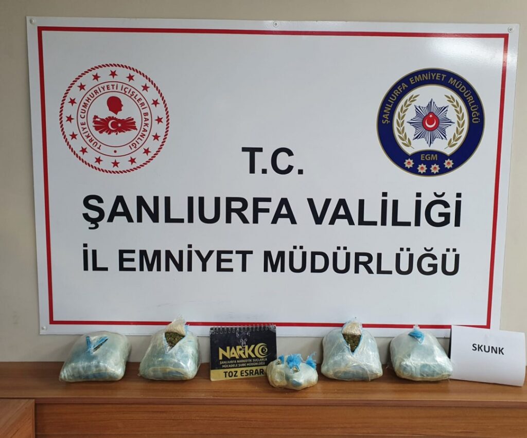 Şanlıurfa’da yolcu otobüsünden uyuşturucu madde çıktı