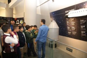 Karaköprü’de çocuklar uzay ve bilimle tanışıyor