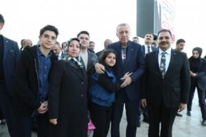 Başkan Canpolat, kültür merkezinde Cumhurbaşkanı Erdoğan’ı karşıladı