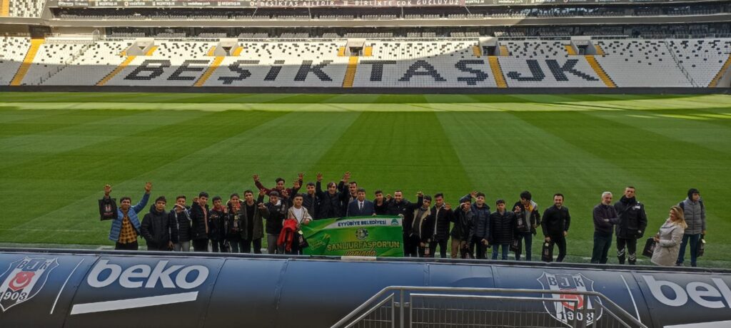 Fırat’ın çocukları Beşiktaş’a konuk oldu