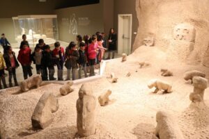 Haliliye’de çocuklar tarihlerini öğreniyor