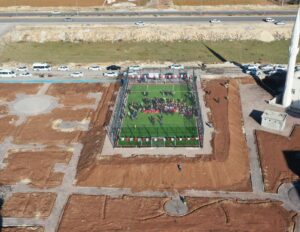 Karaköprü’de sentetik çim sahanın açılışı yapıldı